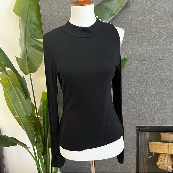 LNA Black Mock Neck Cold Shoulder Top Size Medium - Picture 12 of 12